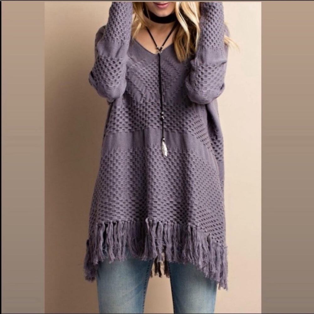 Easel Diamond fringe hem sweater